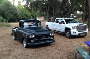 The '59 Apache looks like a compact truck next to bro's GMC hauler... it does haul with 900+ lbs of torque.